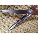  lightened ergonomic design handles.